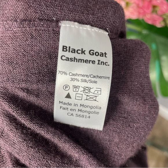 BLACK GOAT cashmere silk purple career luxury sweater Sz M - Picture 13 of 14